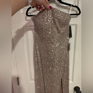 Medium Lulus dress